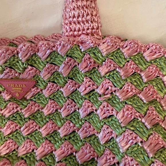 PRADA Pink & Green Woven Beach Bag - Picture 4 of 11